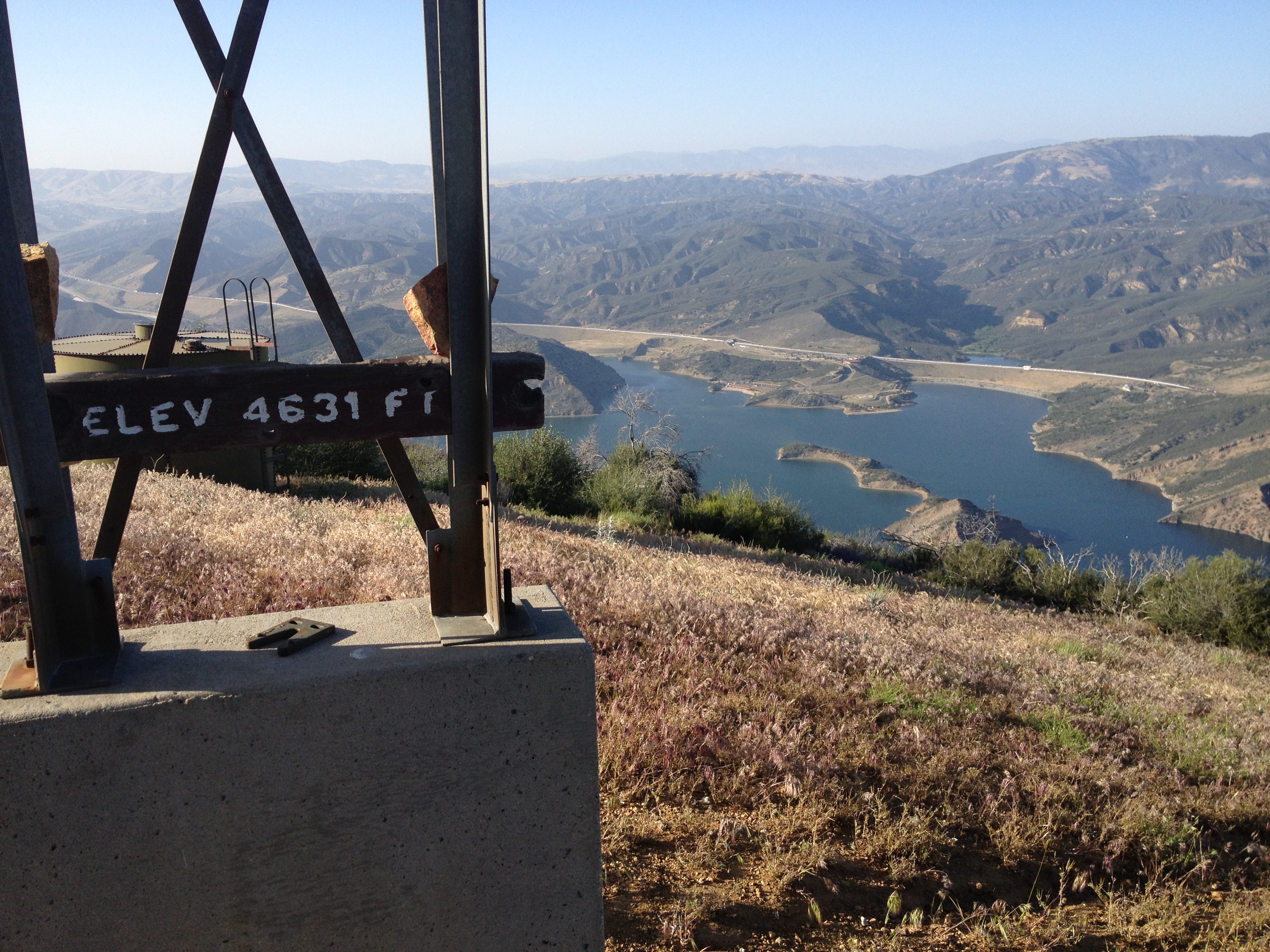 Pyramid Lake from lookout (Mike Edwards photo)