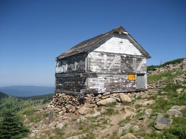 Coolwater Lookout outbuilding (Luke Channer photo)