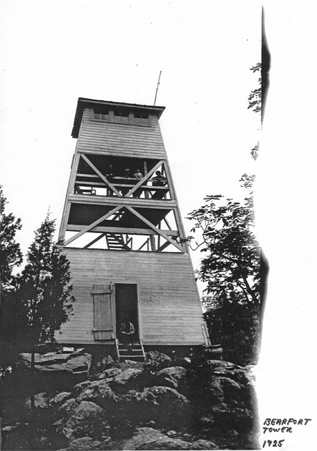 Photo of previous wooden tower in 1925