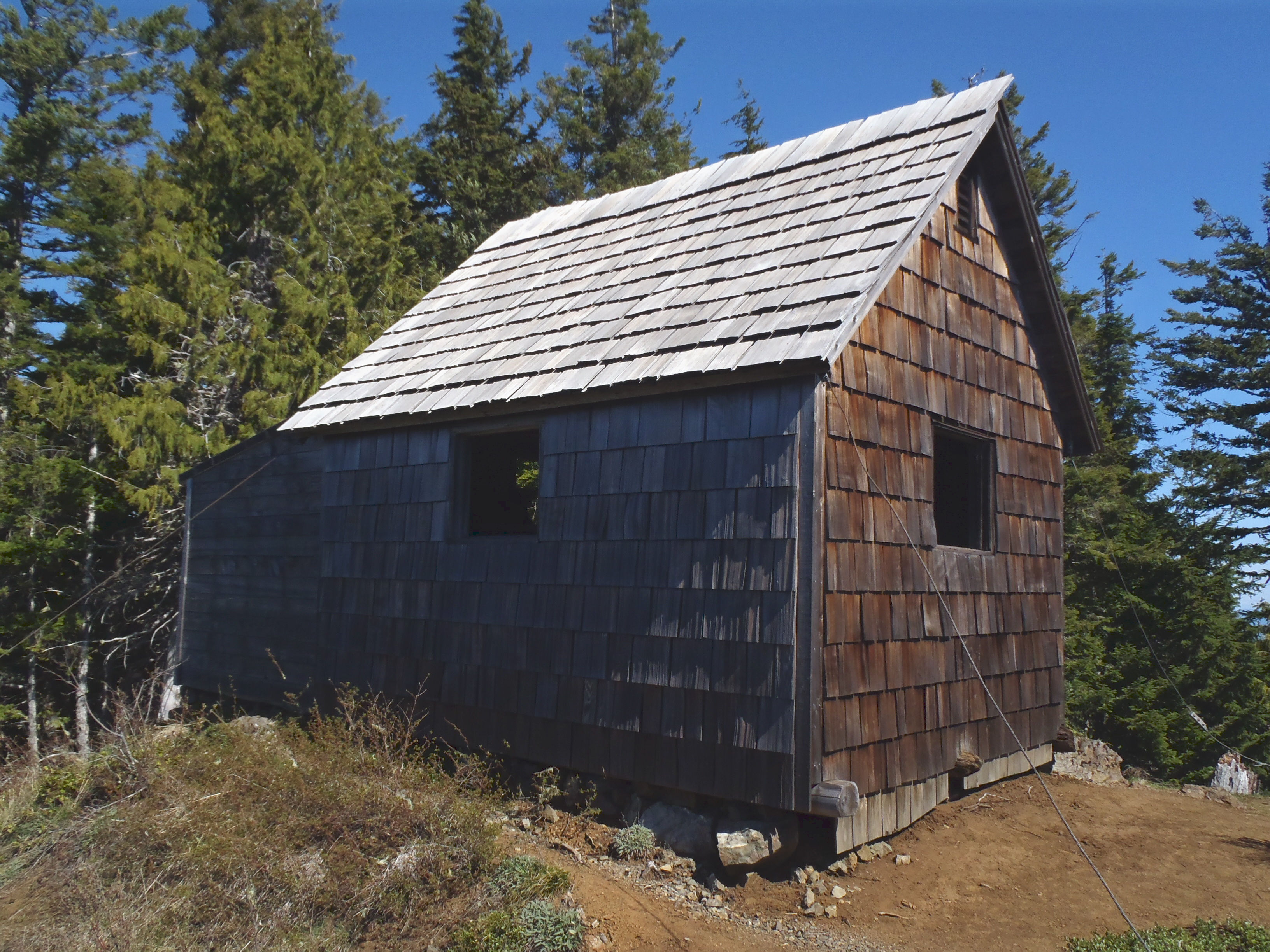 Photo courtesy of Summit Post