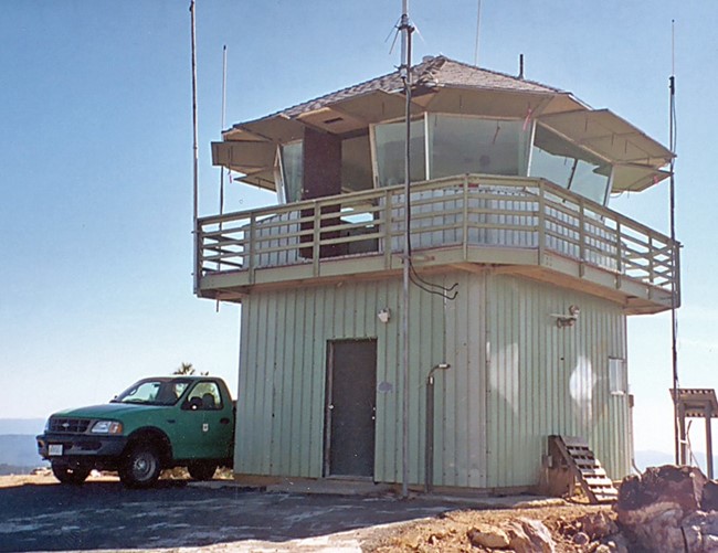 Blue Mountain Lookout - 2005