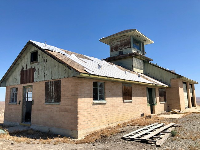 May 2018 photo of west side of abandoned station and lookout