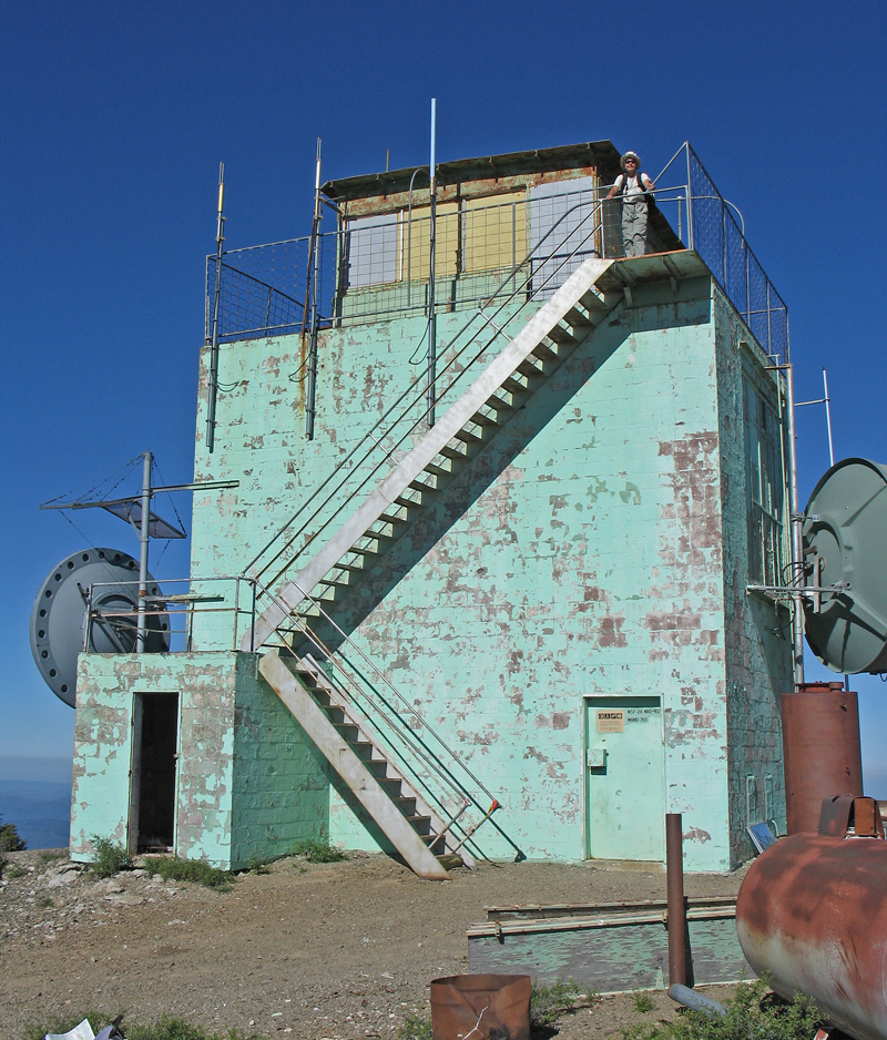 Sanhedrin Mountain (Big Signal Peak) Lookout - 2006
