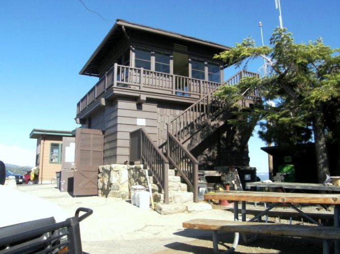 Crane Flat Lookout - 2010
