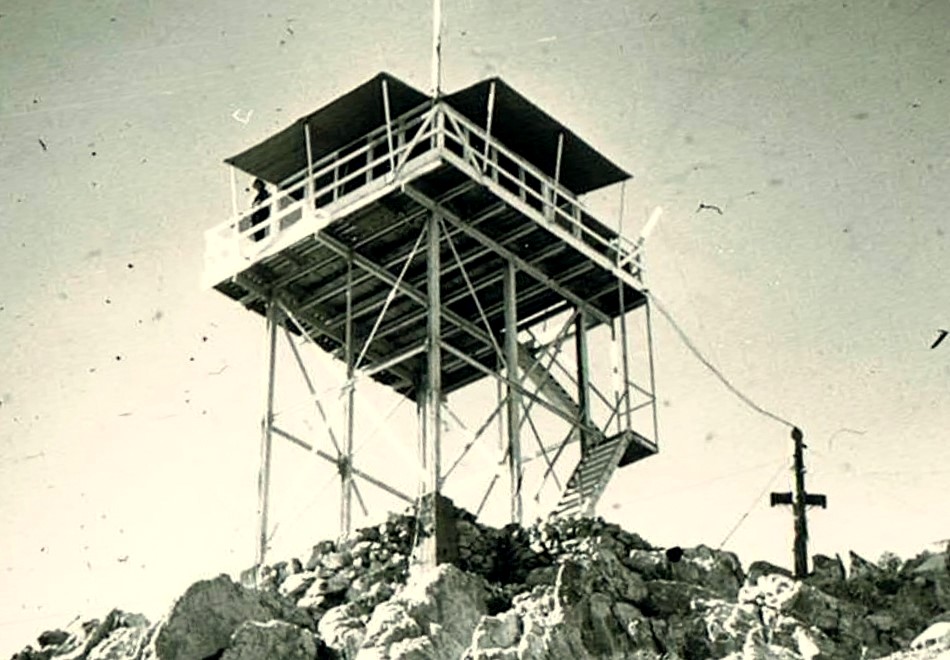 Circa 1930's - R1 Cabin on 20 foot Steel Tower