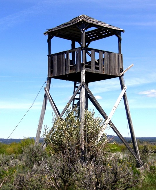 Sycan Marsh (ZX Ranch) Lookout - 2008