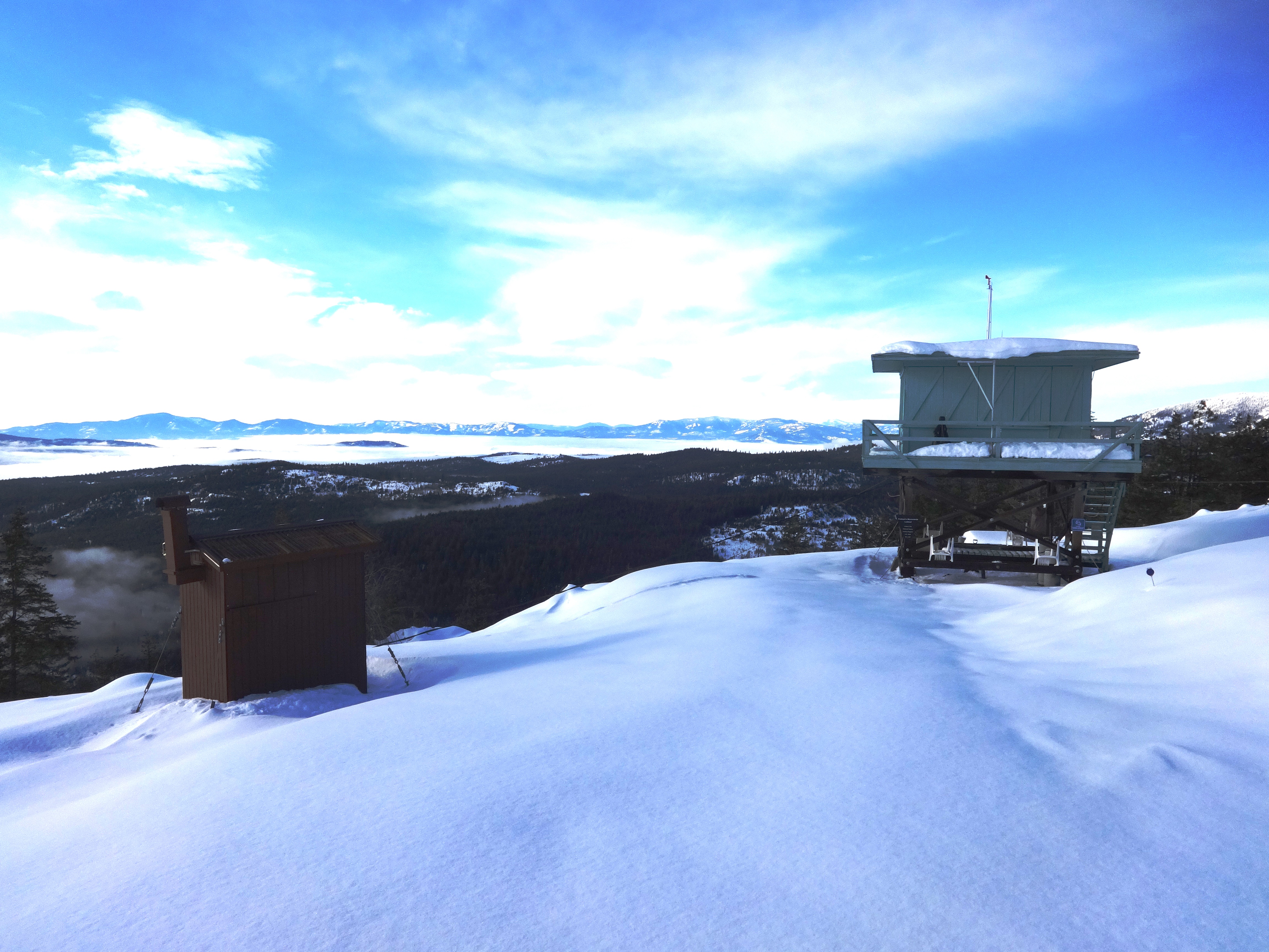 Winter scene at Fosback Lookout